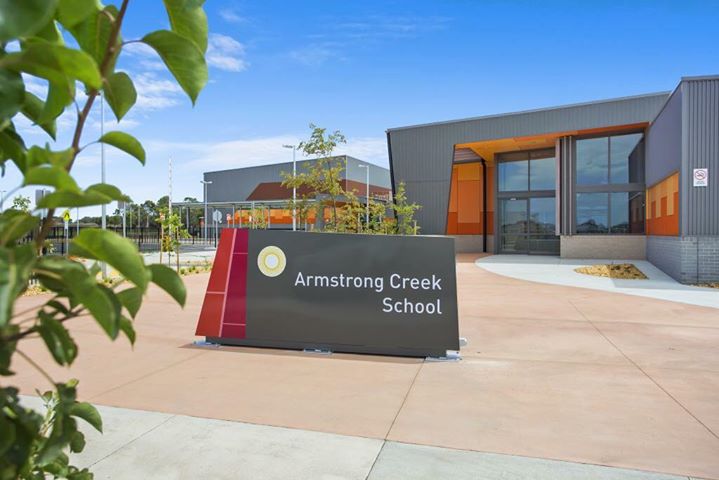 26910150_1950399511839247_2288873639337455361_o