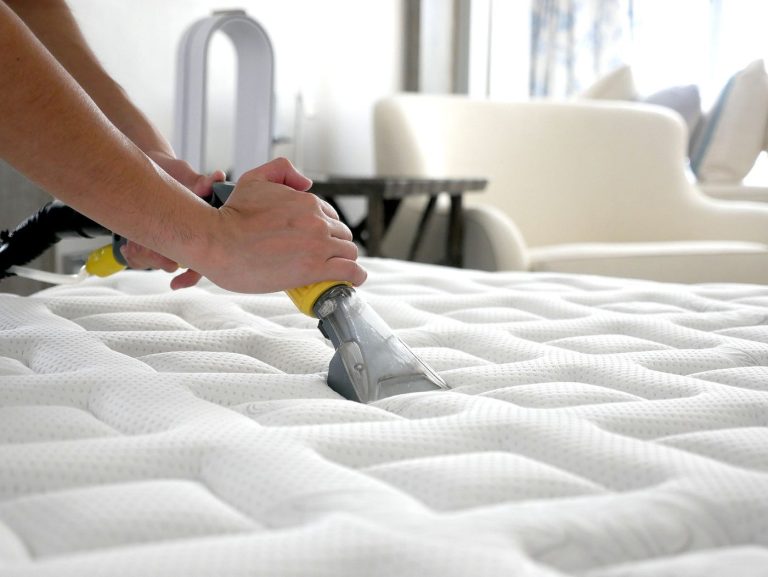 mattress cleaning brisbane 768x577