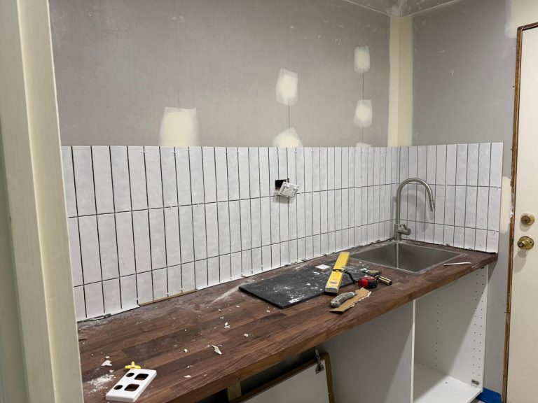 kitchen tiling brisbane 768x576